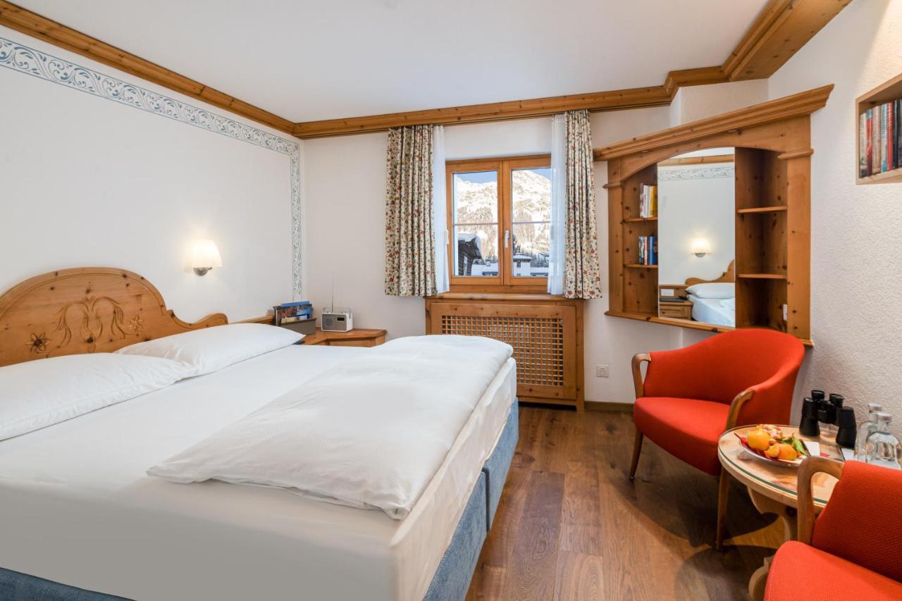 Hotel Chesa Randolina Sils Maria Luaran gambar