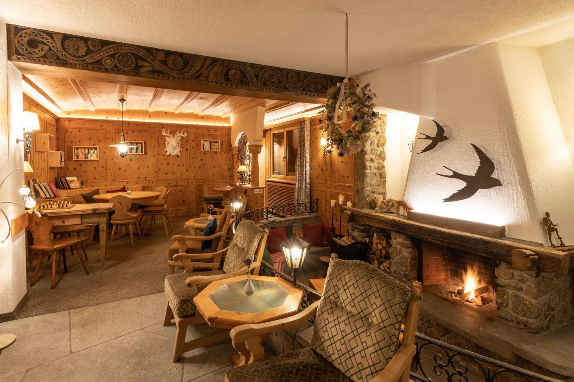 Hotel Chesa Randolina Sils Maria Luaran gambar