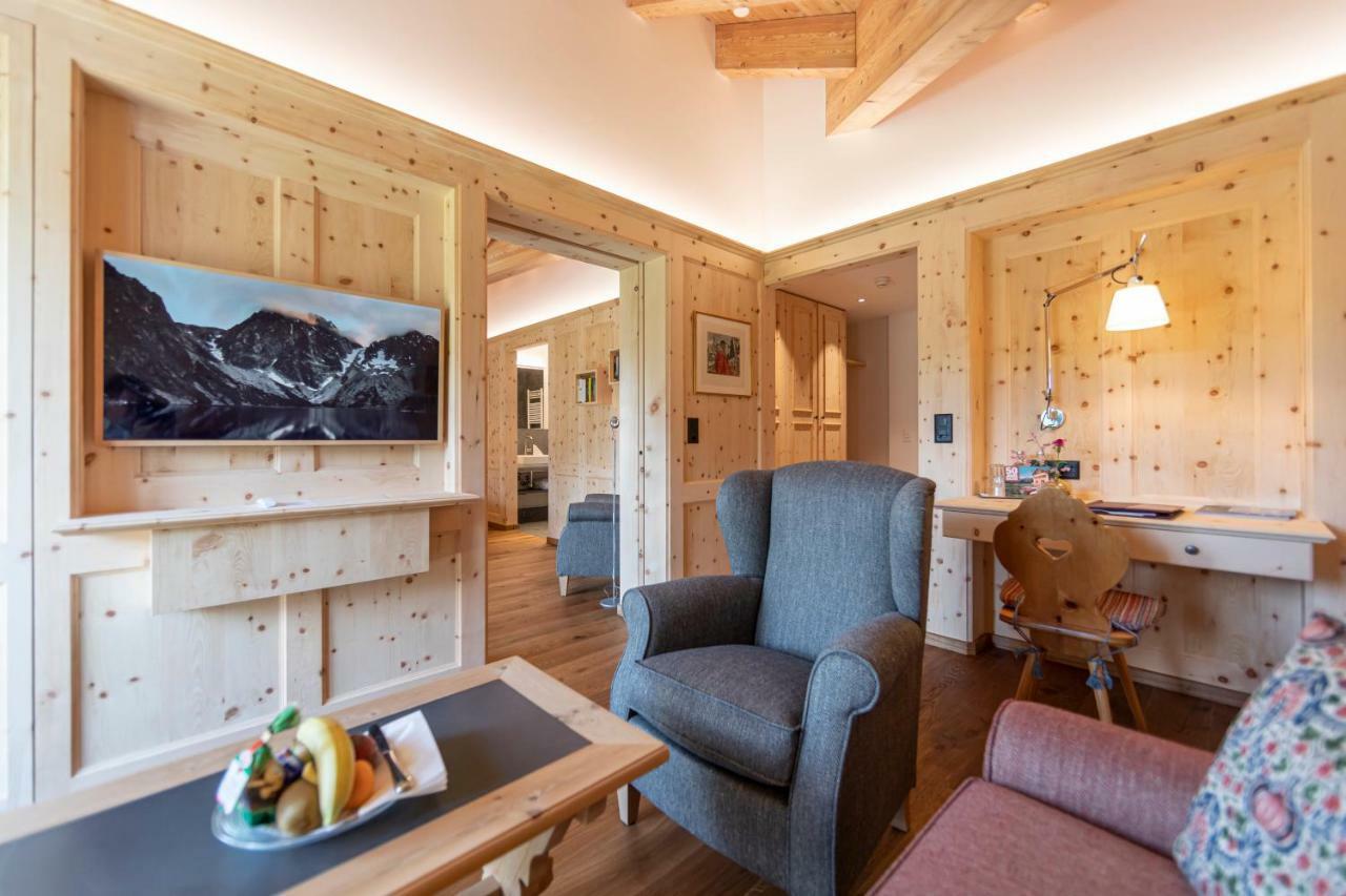 Hotel Chesa Randolina Sils Maria Luaran gambar